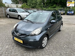Toyota Aygo - 1.0-12V + // 5deurs // Airco // APK 10-3-2026