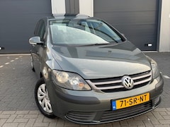 Volkswagen Golf Plus - 1.6 FSI Comfortline Business