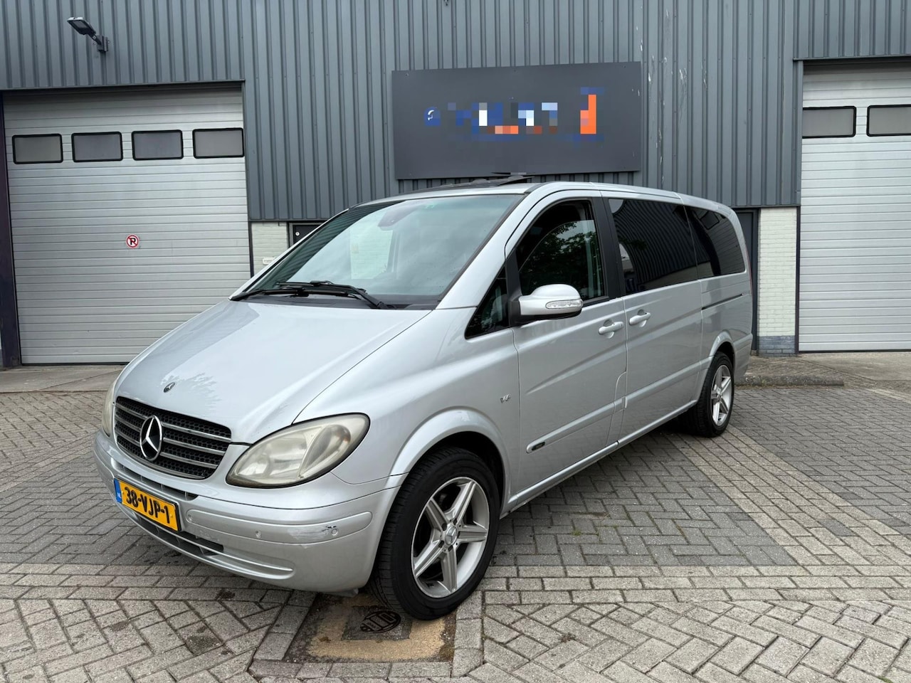 Mercedes-Benz Viano - 3.0 CDI DC Ambiente Lang 6 Pers - AutoWereld.nl