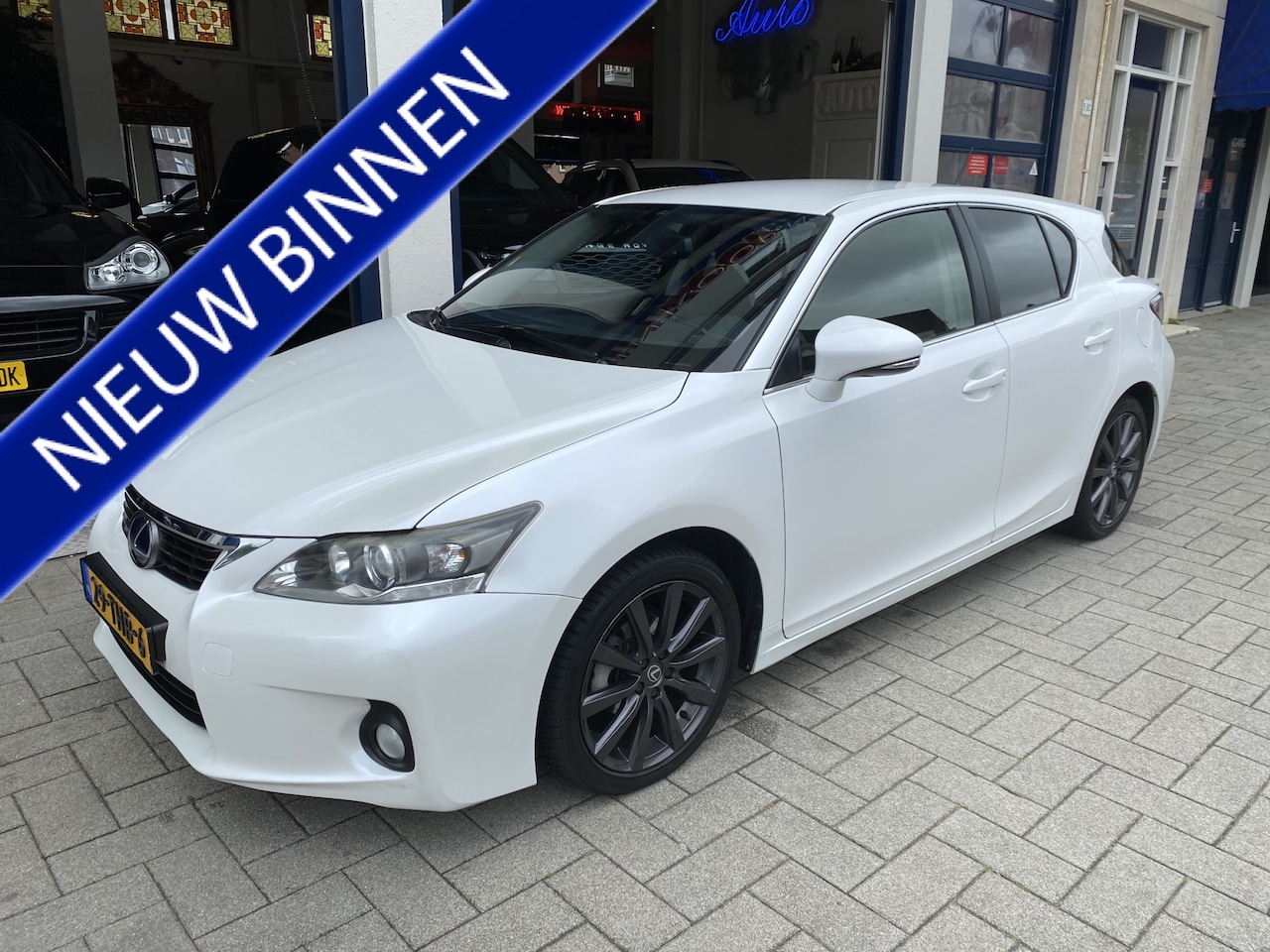 Lexus CT 200h - Business Line Pro AUT./CLIMA/NAVI/CRUISE/NW APK - AutoWereld.nl