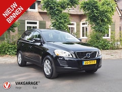 Volvo XC60 - 2.0 T5 Momentum | Cruise Control | Parkeersensoren | Trekhaak | Leer | Automaat |