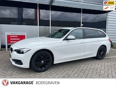 BMW 3-serie Touring - 318i High Executive / leder / stoelverwarming