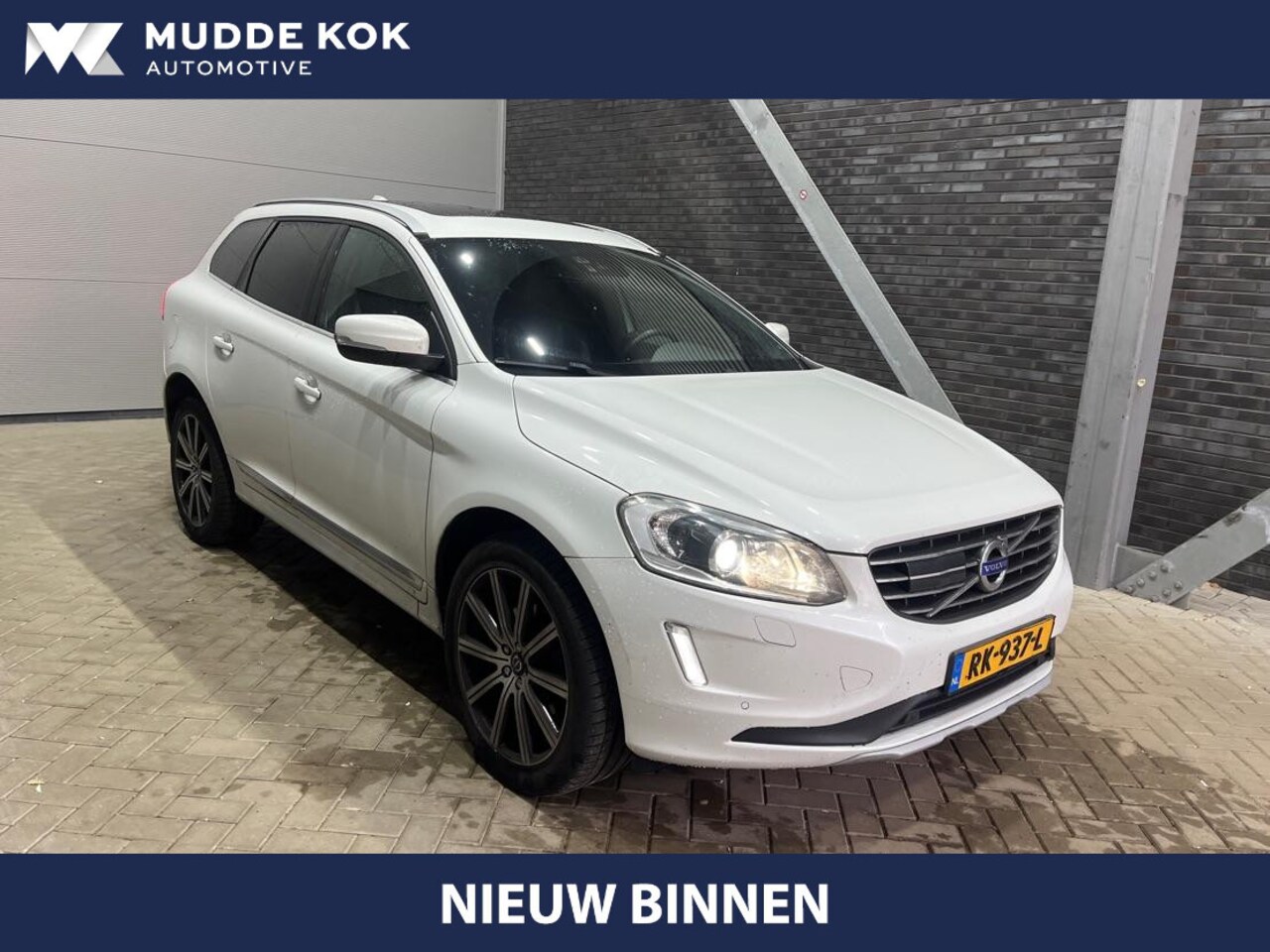 Volvo XC60 - D4 Summum | ACC | Panoramadak | BLIS | Vol-Leder | 20 Inch - AutoWereld.nl