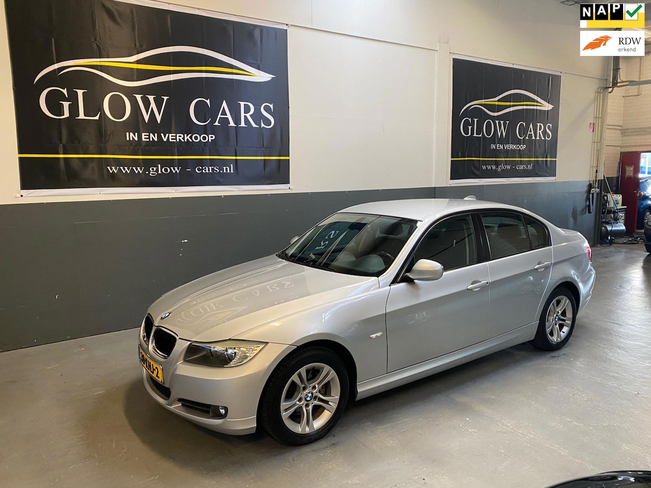 BMW 3-serie - 316i Business Line Airco|Cruise|PDC|NAVI! - AutoWereld.nl