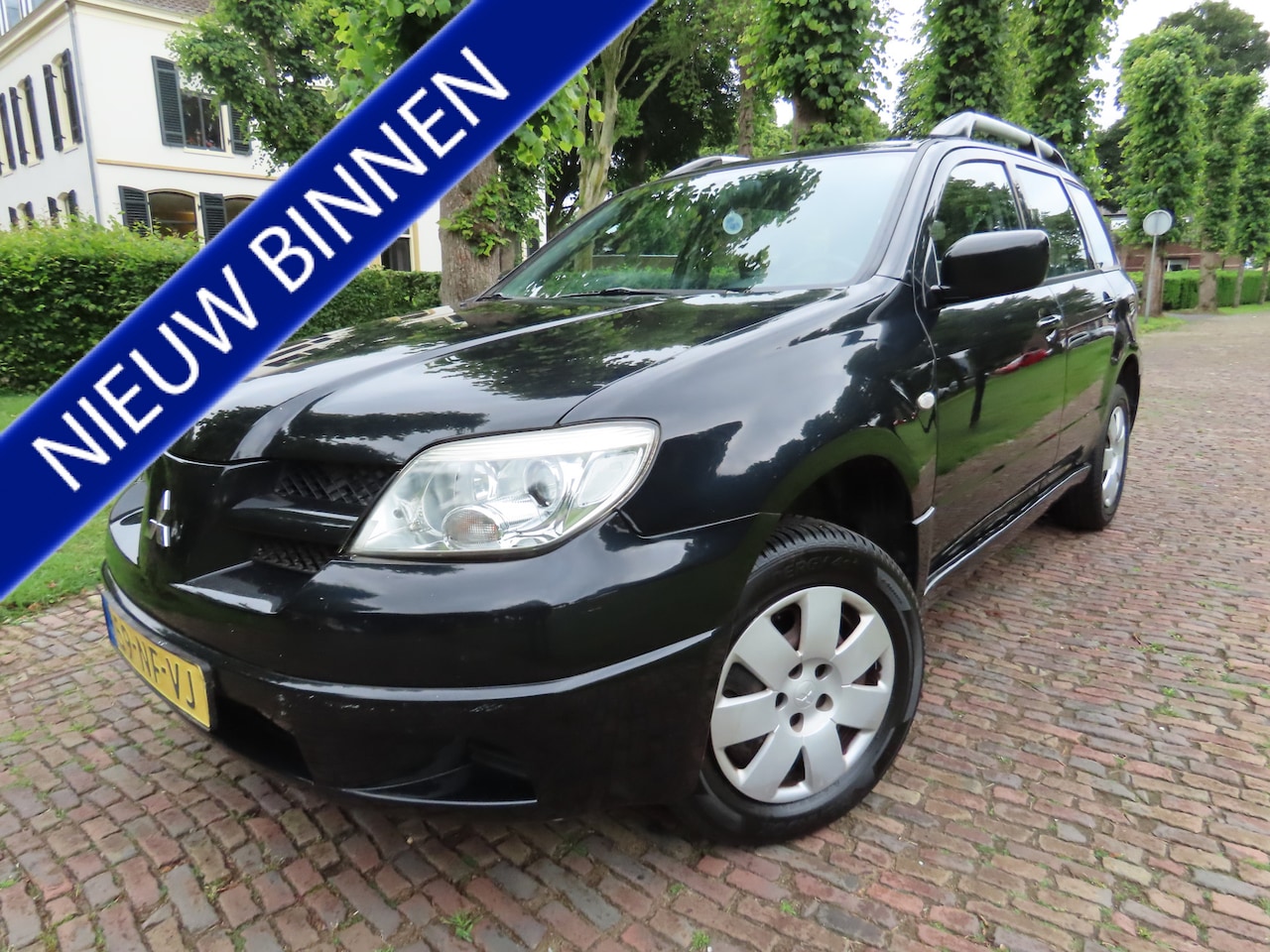 Mitsubishi Outlander Sport - 2.0 4WD Airco Cruisentrol Pdc Trekhaak***Apk t/m 24-5-2026*** - AutoWereld.nl