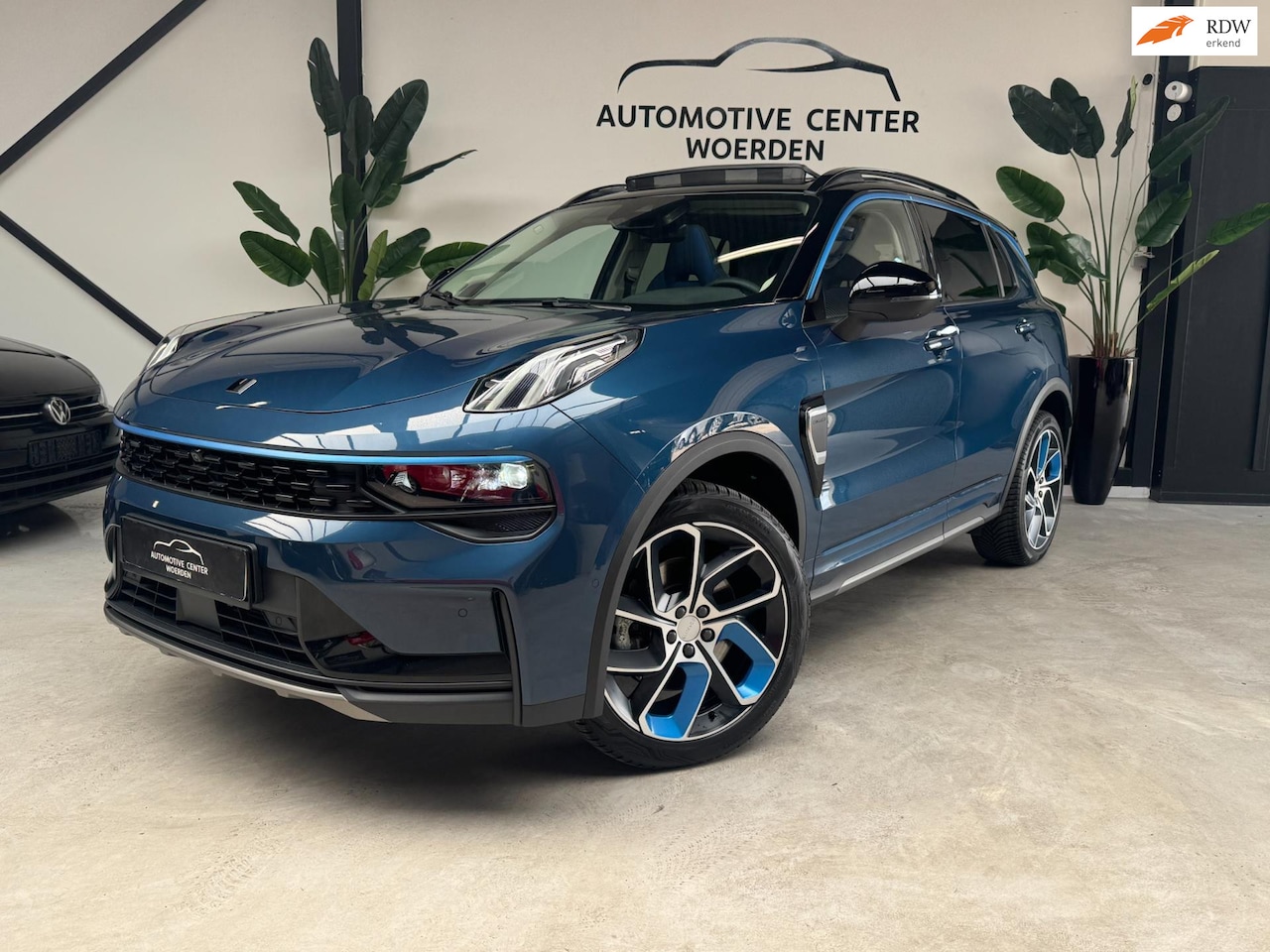 Lynk & Co 01 - 1.5 192KW PHEV DCT PANO ACC 360 MEMORY LED SFEERVERLICHTING - AutoWereld.nl