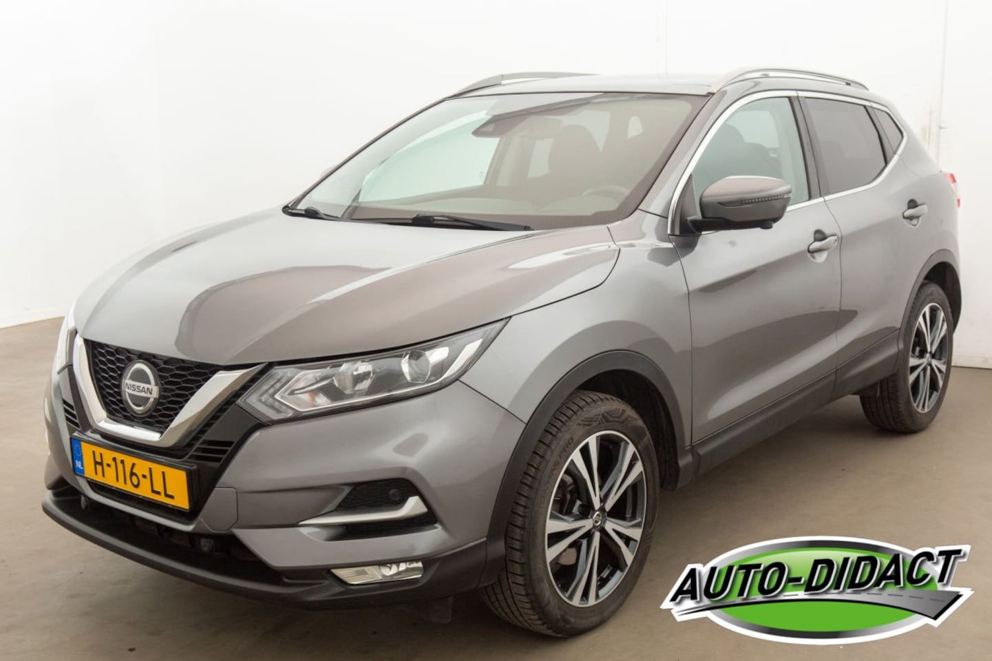Nissan Qashqai - 1.3 DIG-T 125.051 km Business Edition - AutoWereld.nl