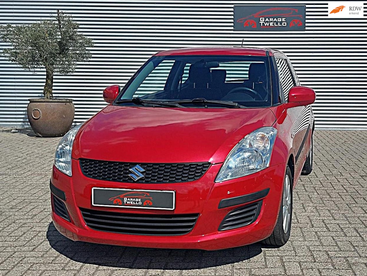 Suzuki Swift - 1.2 Base airco, lichtmetalen velgen, - AutoWereld.nl