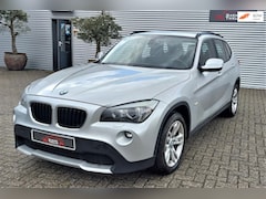 BMW X1 - SDrive18i Executive , navigatie, xenon, stoel verwarming,