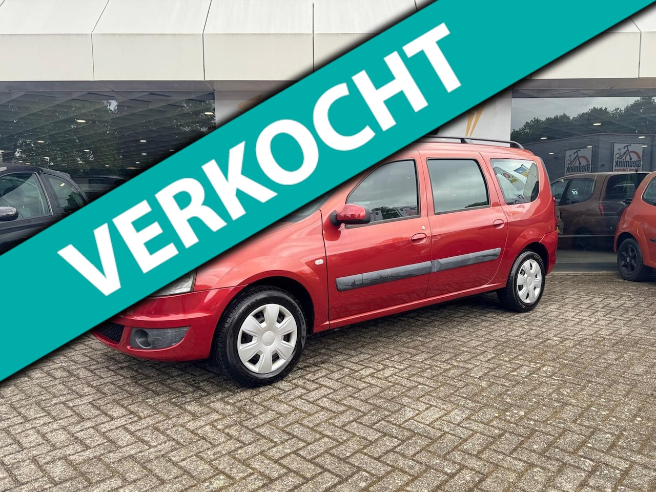Dacia Logan MCV - 1.6-16V Lauréate 1.6-16V Lauréate - AutoWereld.nl