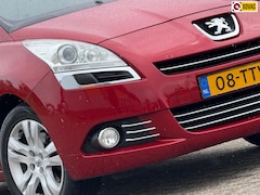 Peugeot 5008 - 1.6 THP Allure 7pers - Rouge Babylon - Claudia zwart leder/pano/media