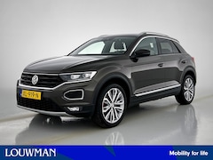 Volkswagen T-Roc - 1.5 TSI Sport | Navigatie | Camera achter | Stoelverwarming | Trekhaak |