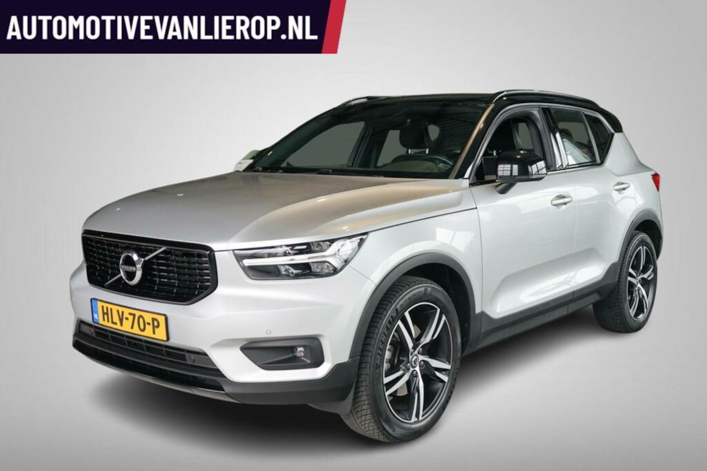 Volvo XC40 - 2.0 T4 AWD R-Design TREKHAAK | CAMERA | HARMAN/KARDON - AutoWereld.nl