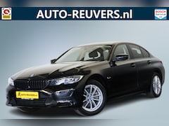 BMW 3-serie - 320e / LED / Navi / CarPlay / Cam / Clima