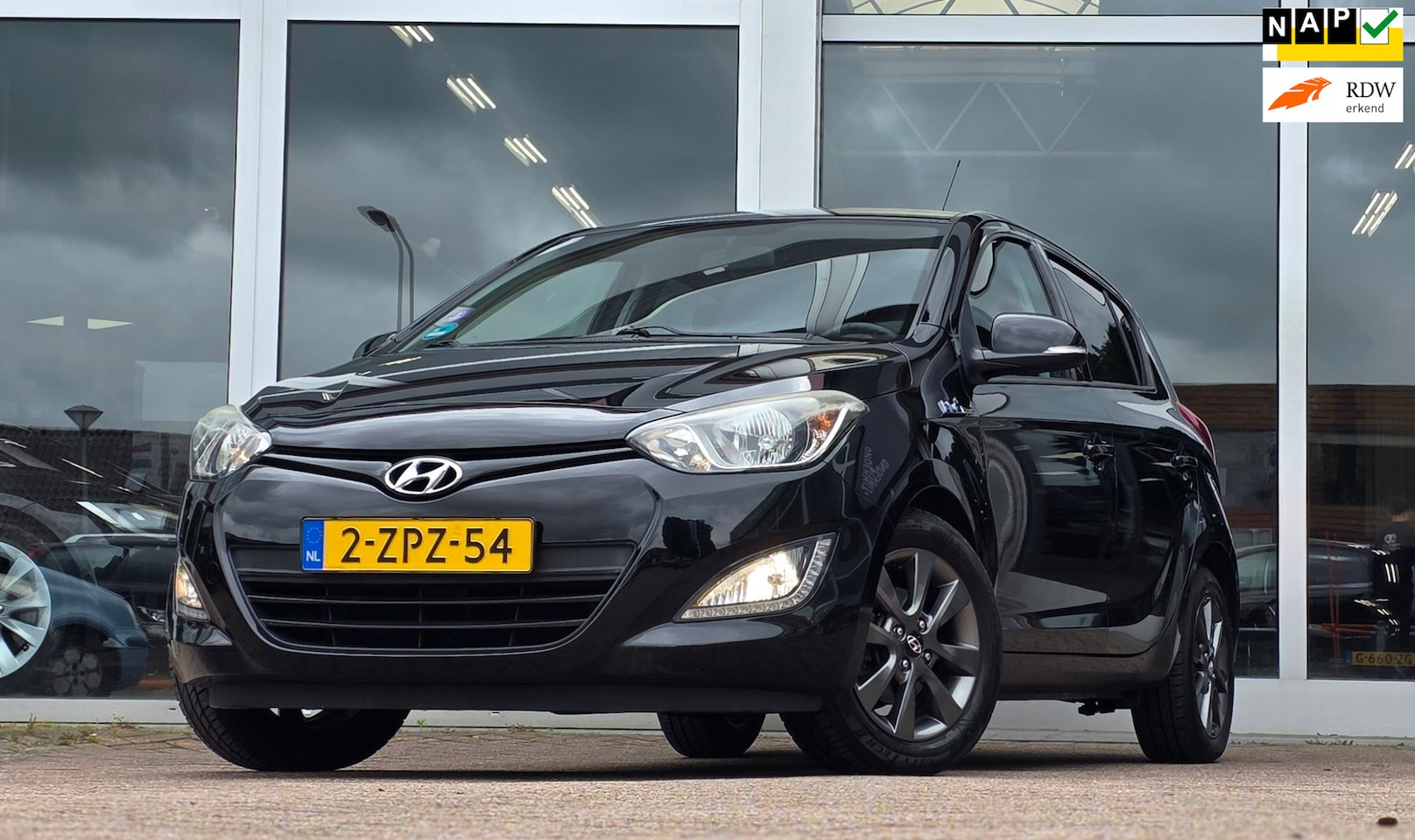 Hyundai i20 - 1.2i Go! Airco 100% Onderhouden Nieuwe APK PDC Mooi! - AutoWereld.nl