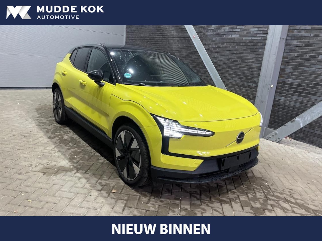 Volvo EX30 - Single Motor Extended Range Plus 69 kWh | Stoel+Stuurverwarming | 20 Inch | Getint Glas | - AutoWereld.nl