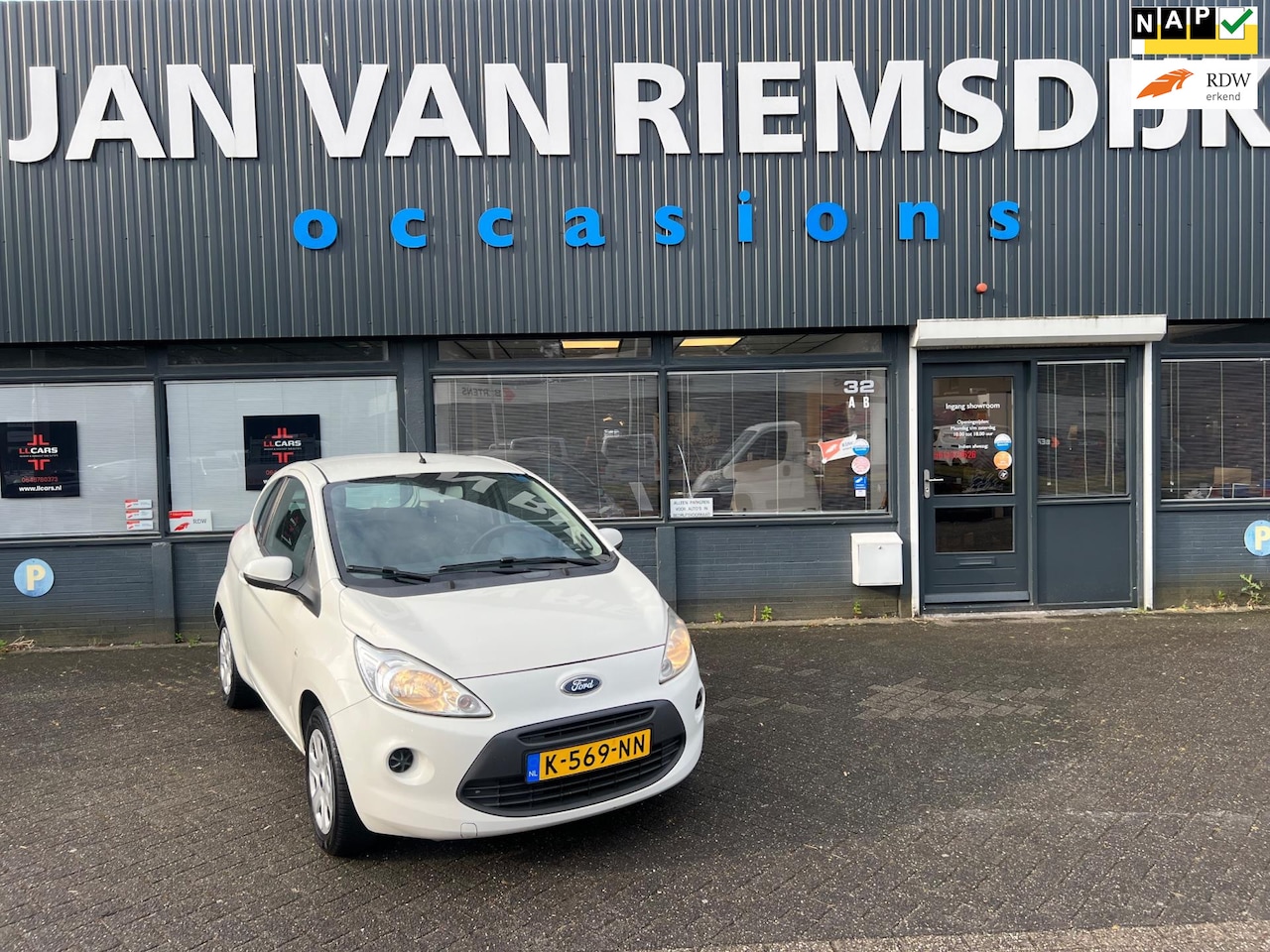 Ford Ka - 1.2 Titanium X start/stop bj 2011 apk stuurbekrachtiging - AutoWereld.nl