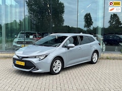 Toyota Corolla Touring Sports - 1.8 Hybrid Business | Adaptive cruise control | Trekhaak | Stoelverwarming | Achteruitrijc