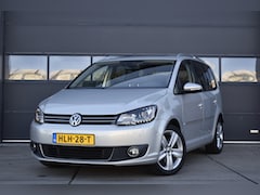 Volkswagen Touran - 1.4 TSI Highline Pano - Trekhaak - Camera - Cruise