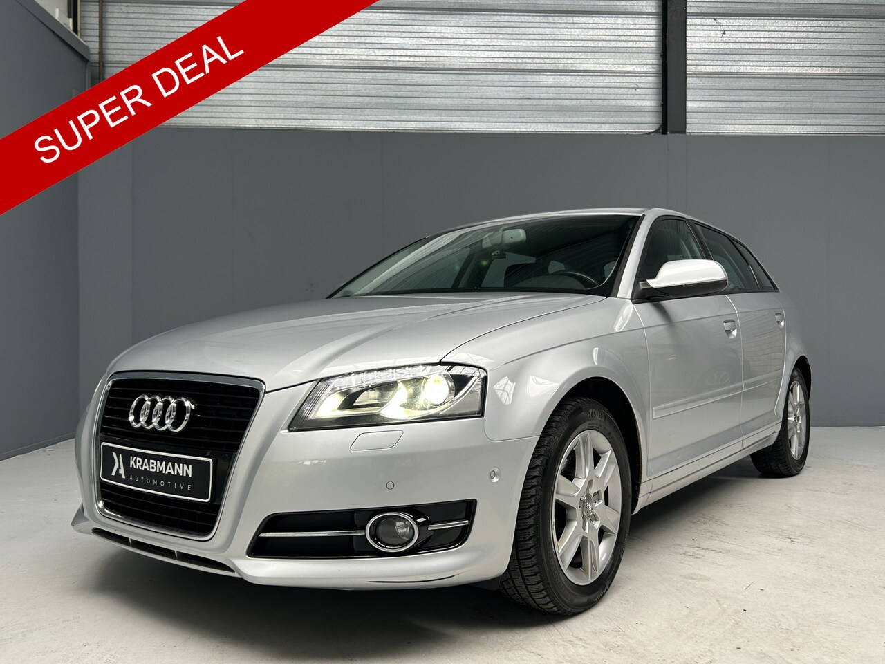 Audi A3 Sportback - 1.8 TFSI Attraction Pro Line Leder|Sportstoelen|Automaat|Xenon - AutoWereld.nl