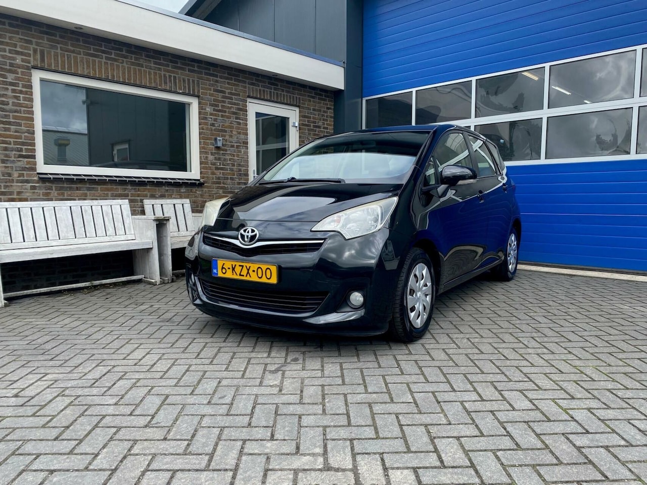 Toyota Verso S - 1.3 VVT-i Aspiration 1.3 VVT-i Aspiration - AutoWereld.nl