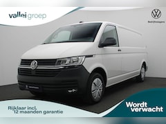Volkswagen Transporter - 2.0 TDI 150 pk DSG L2H1 28 Highline | Trekhaak | 3-zits | Parkeersensoren achter | Cruise
