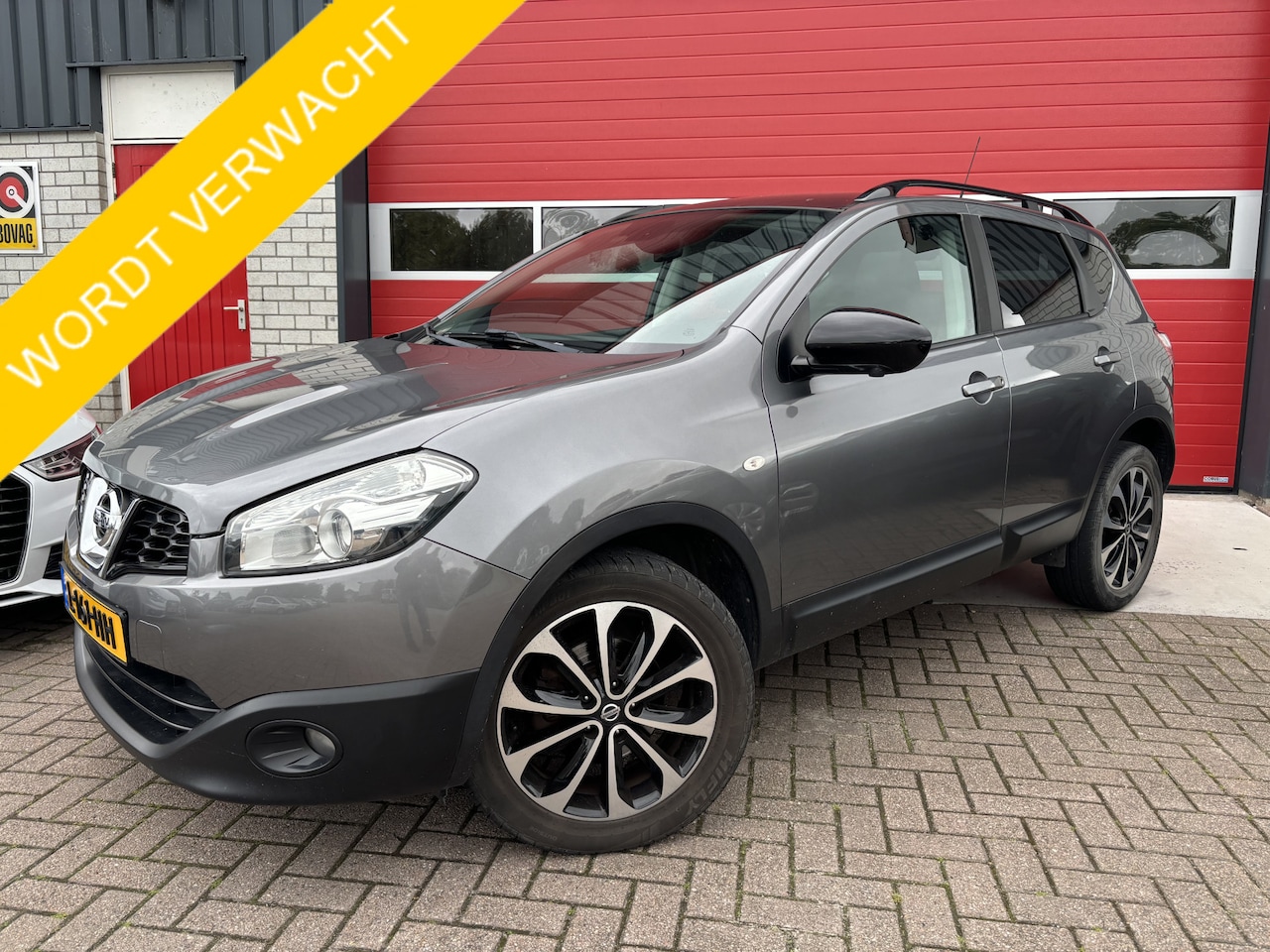 Nissan Qashqai - 2.0 360 TREKHAAK / PANORAMADAK / 360GR CAMERA / NAVI / CLIMA / BLUETOOTH / CRUISE - AutoWereld.nl