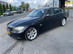 BMW 3-serie - 320i Dynamic Executive Automaat