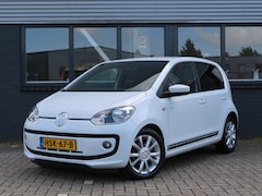 Volkswagen Up! - 1.0 Club up BlueMotion | airco | cruise control | parkeersensoren | stoelverwarming | lich