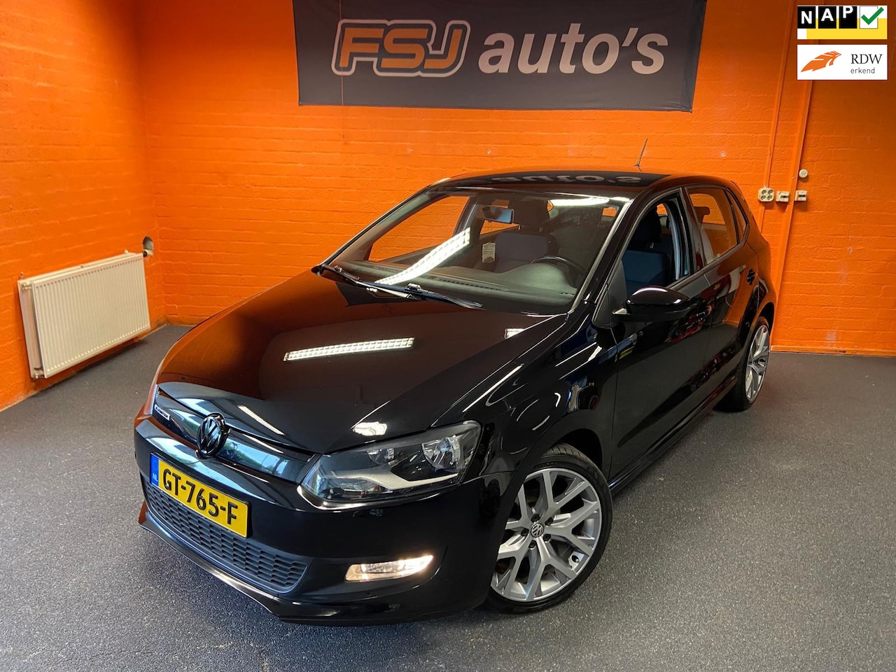 Volkswagen Polo - 1.0 TSI / 5 DEURS / SPORT EDITION / XENON - AutoWereld.nl