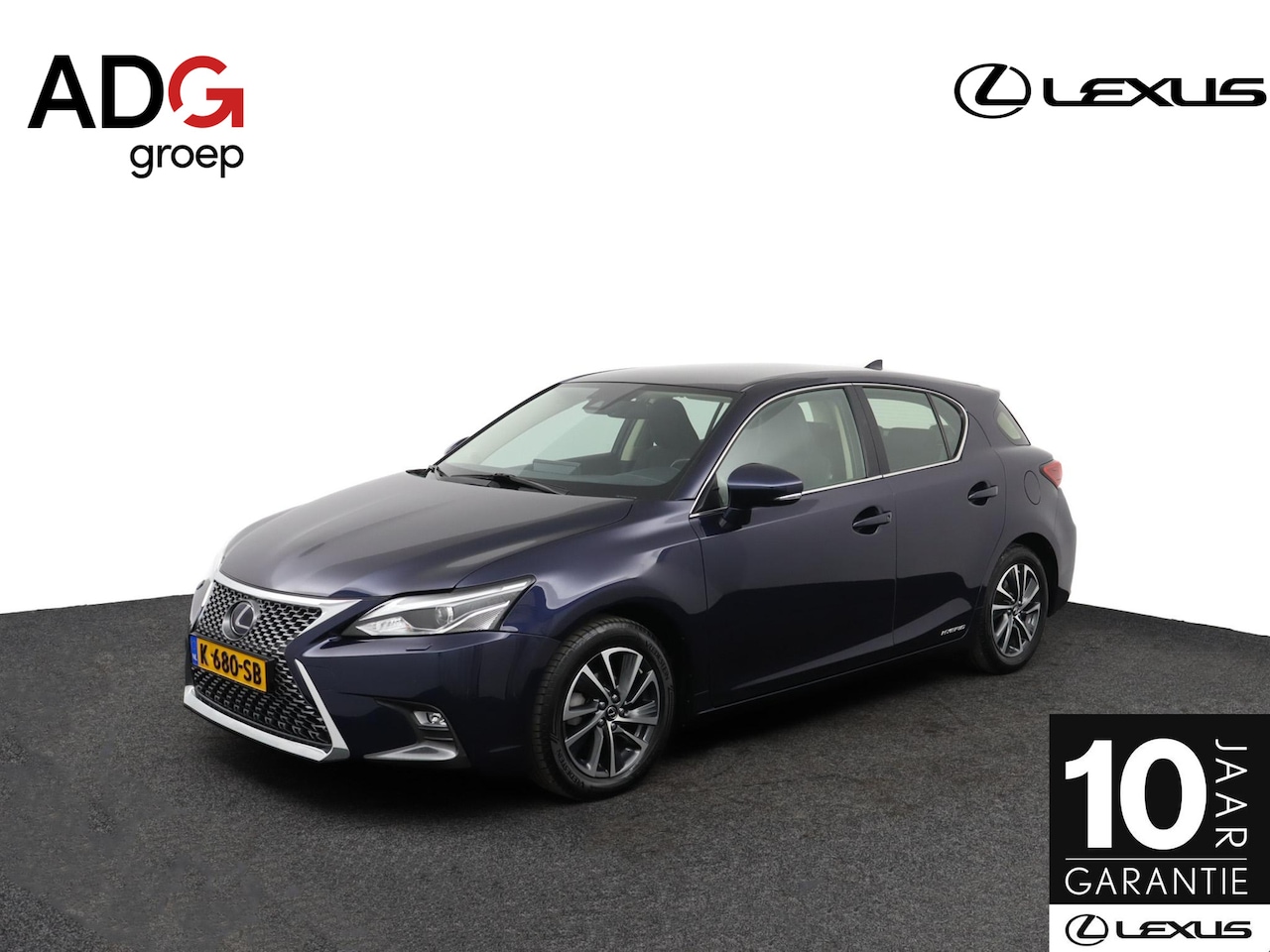 Lexus CT 200h - Ultimate Edition | Parkeersensoren voor en achter | Fietsendragerbeugel | Premium navigati - AutoWereld.nl