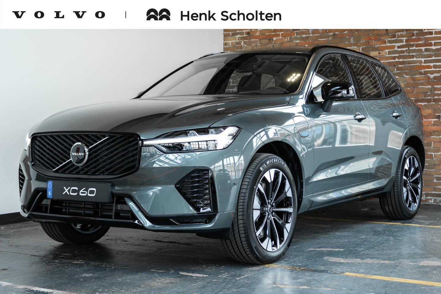 Volvo XC60 - 2.0 T6 Plug-in hybrid AWD Plus Dark | Schuif/Kantel Panoramadak | Harman Kardon Premium Au - AutoWereld.nl