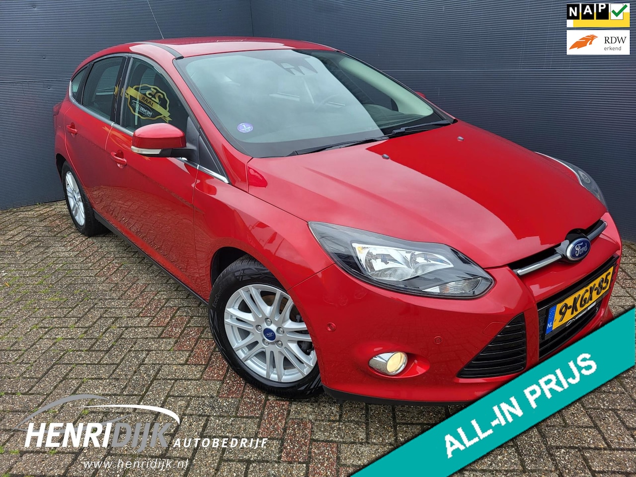 Ford Focus - 1.0 EcoBoost Titanium PDC / Trekhaak / Cruise / Clima - AutoWereld.nl