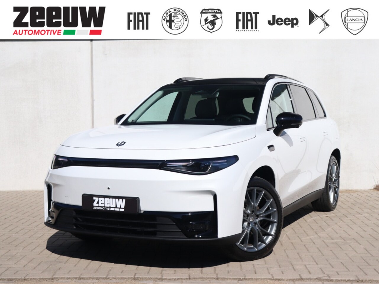 Leapmotor C10 - Design 69.9 kWh 217 PK | Glazen Dak | 360cam | Winter | 20" - AutoWereld.nl