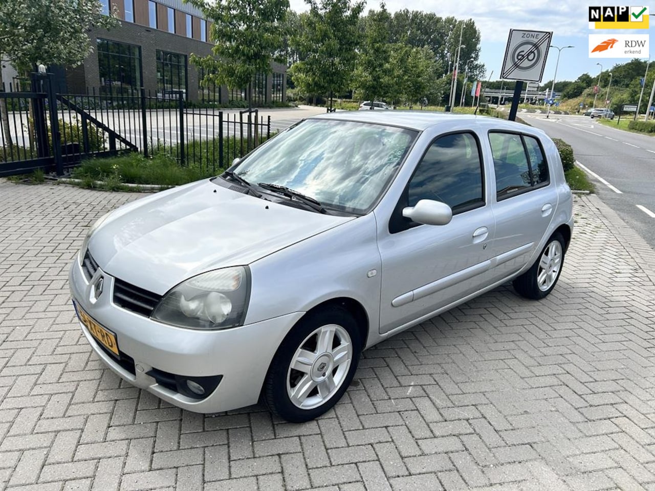 Renault Clio - 1.4-16V Campus 2007! AIRCO! Nette auto! - AutoWereld.nl