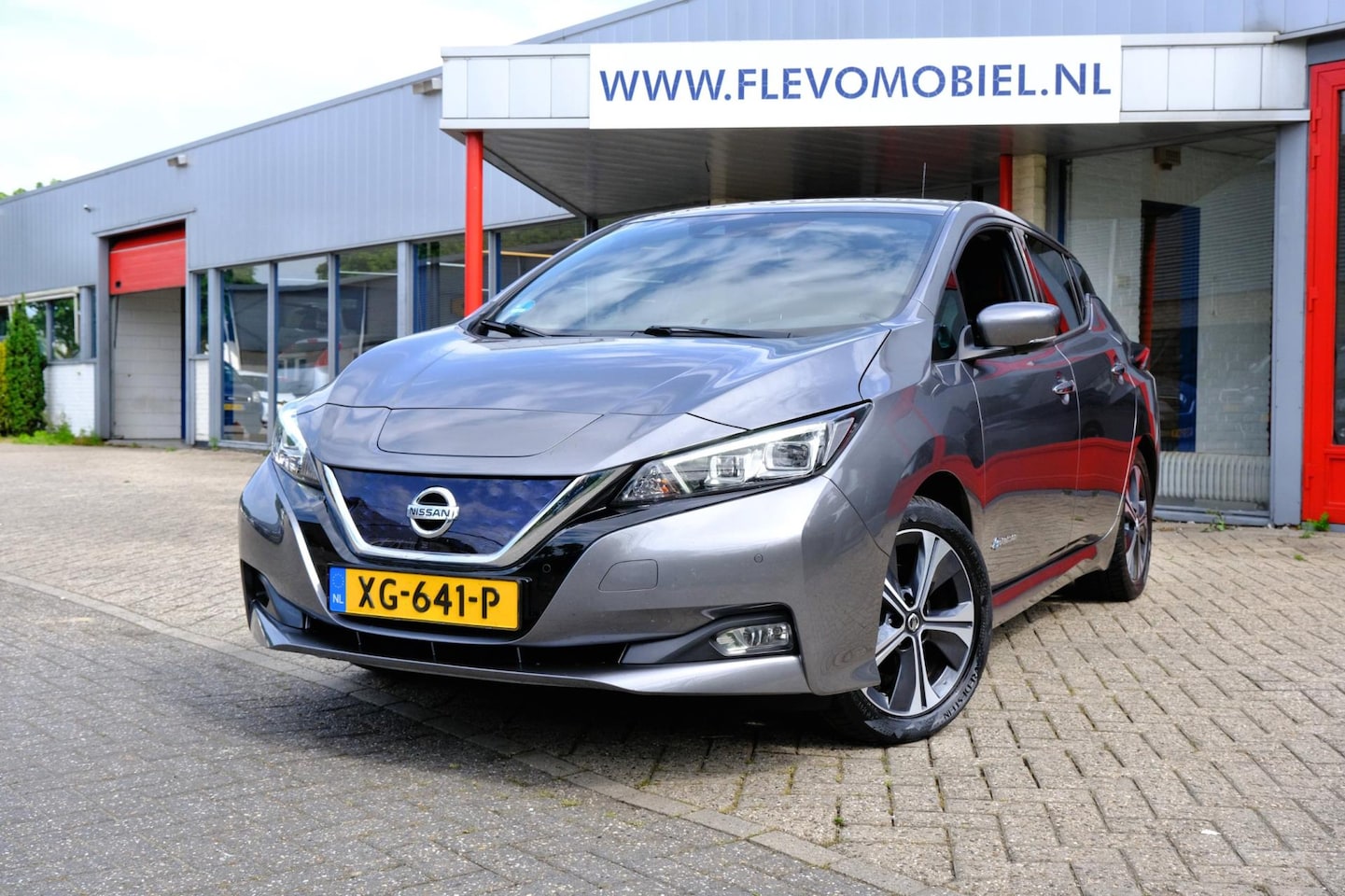 Nissan LEAF - Tekna 40 kWh Aut. Leder|Navi|Cam|BOSE|LMV - AutoWereld.nl