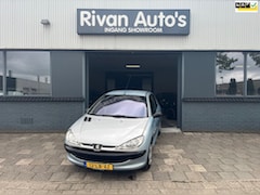 Peugeot 206 - 1.4 X-LINE