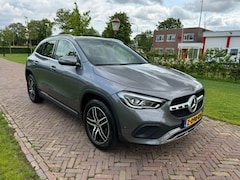 Mercedes-Benz GLA-Klasse - 136pk 7G-DCT 2022 Mountain Griis metallic