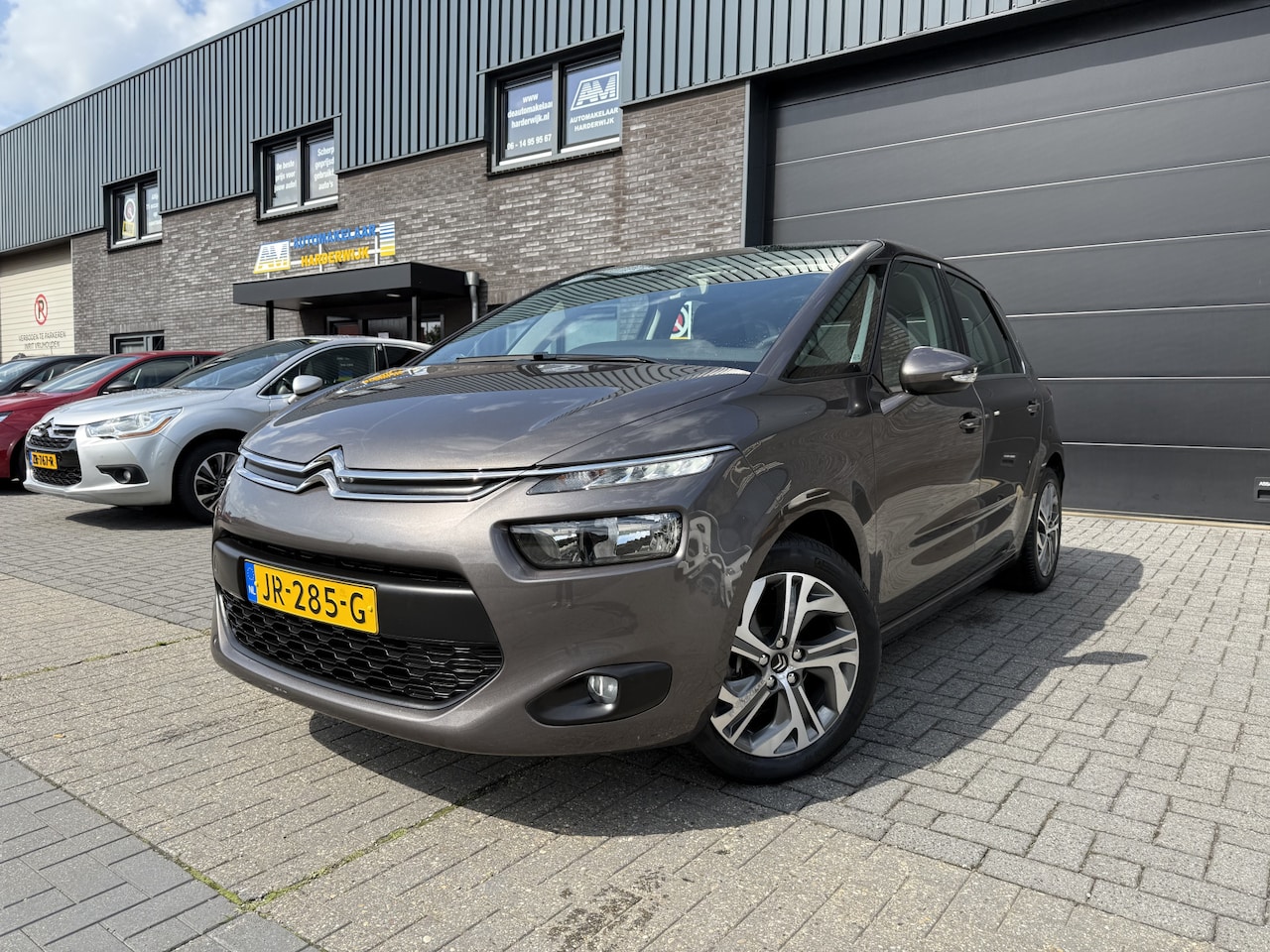 Citroën C4 Picasso - 1.2 PureTech Selection | 1E EIGENAAR | 12MND GARANTIE | AIRCO | CRUISE | LMV | NAVI | - AutoWereld.nl