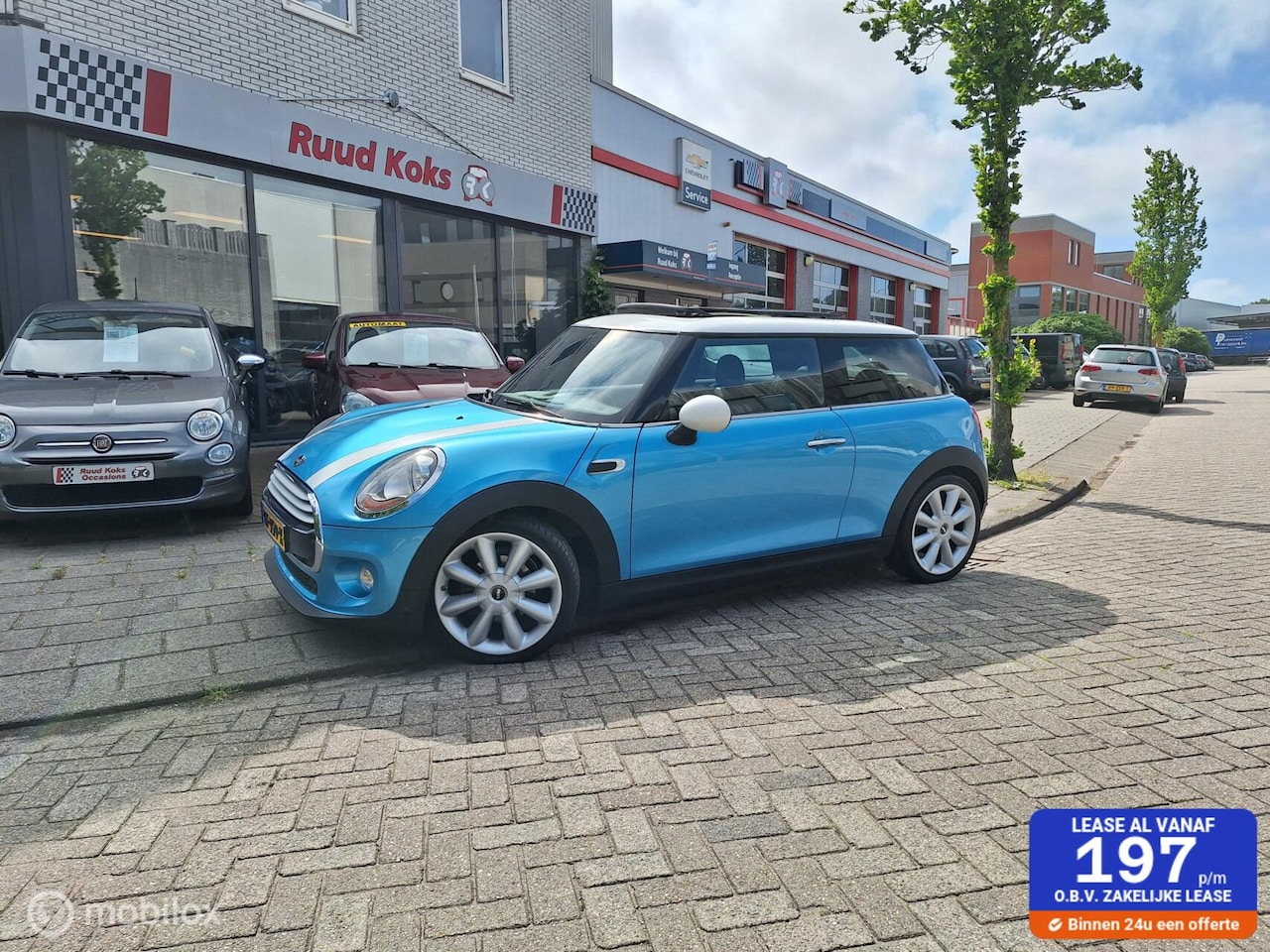 MINI Cooper - 1.5 COOPER CHILI SERIOUS BUSINESS / Panoramadak / Airco / - AutoWereld.nl