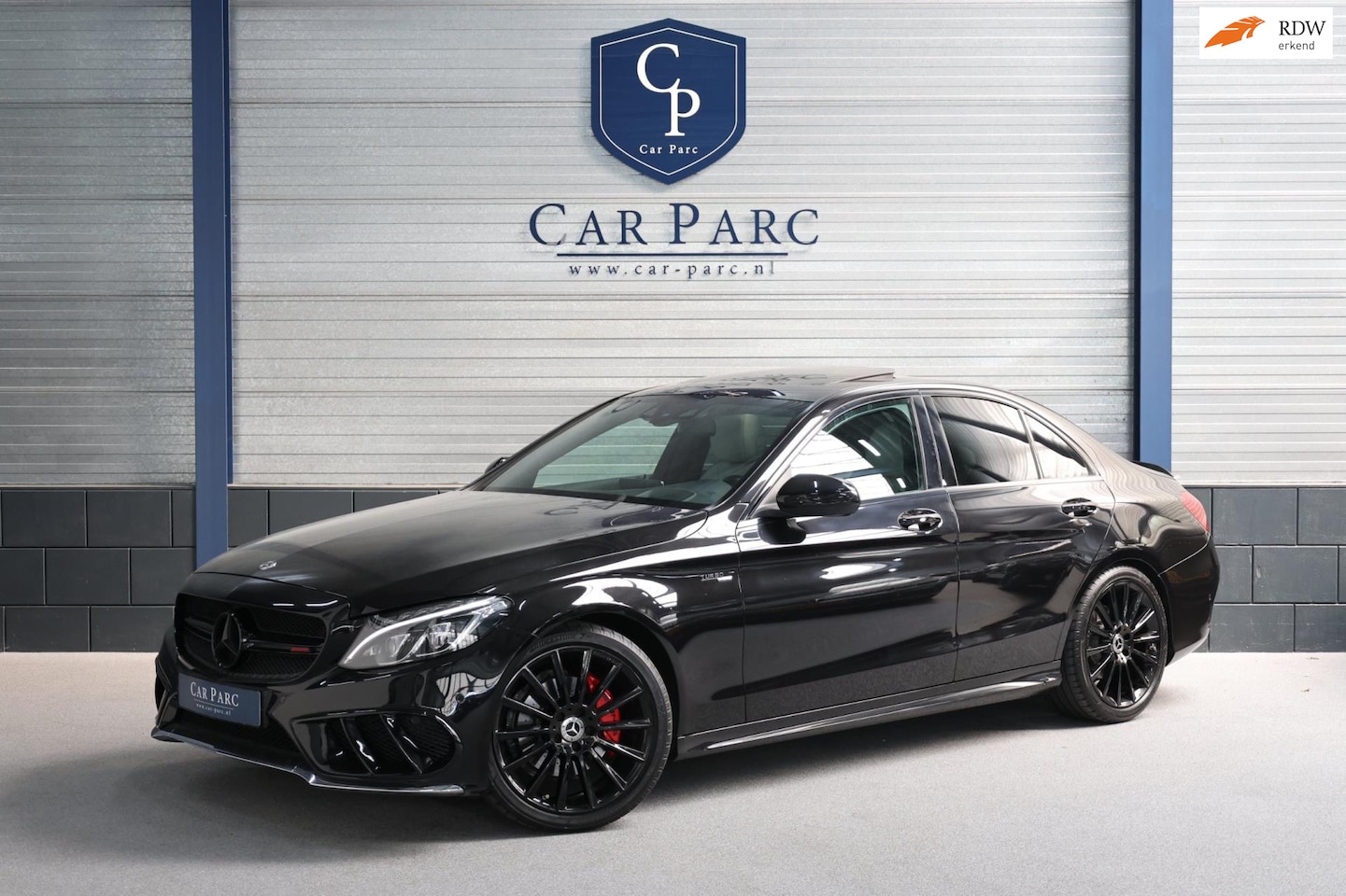 Mercedes-Benz C-klasse - 200 / 63 AMG LED/SFEER/SCHUIFDAK/LEER+S.VERWARMING/19" LMVACC/ECC/12 MDN GARANTIE! - AutoWereld.nl