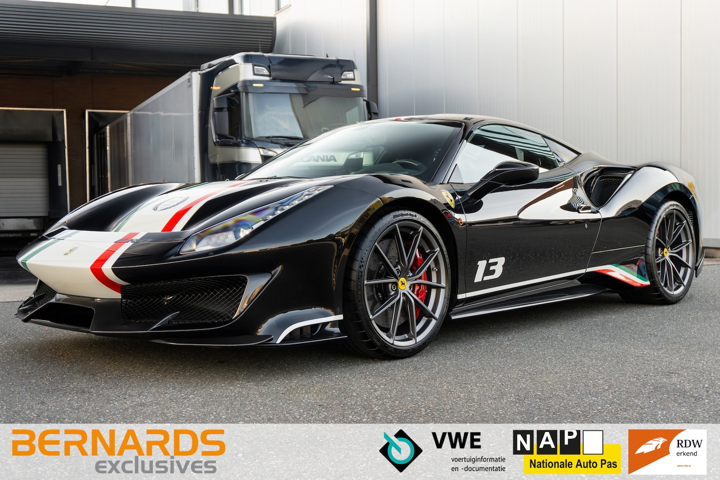 Ferrari 488 - Pista Piloti - Nero Daytona - Tailor Made - Origineel NL - AutoWereld.nl
