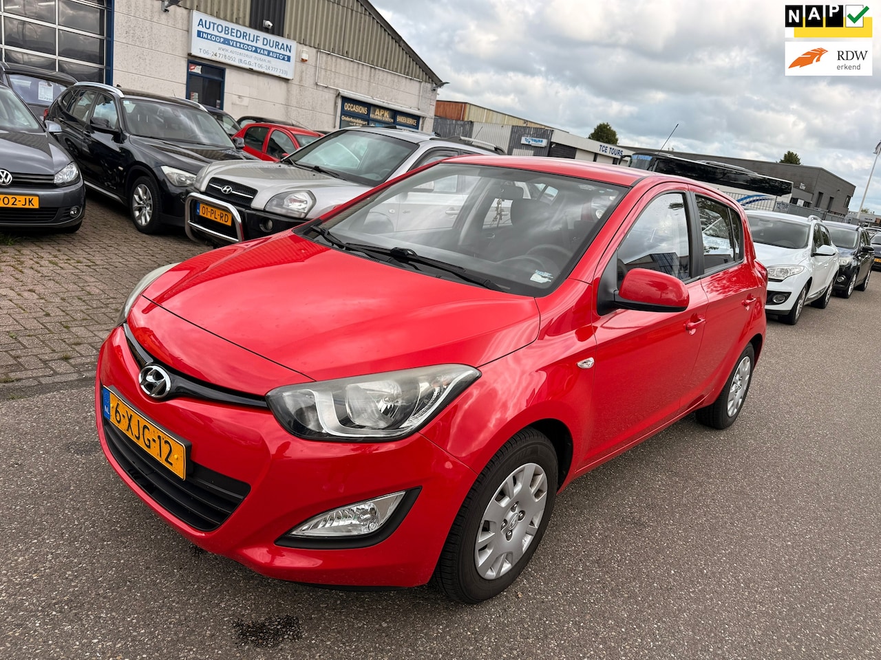 Hyundai i20 - 1.1 CRDi Business Edition Airco Bj:2012 - AutoWereld.nl