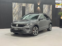 Volkswagen T-Roc - 1.5 TSI DSG R-Line|Pano|Virtual|Camera|BOMVOL