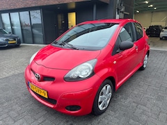 Toyota Aygo - 1.0-12V Now 5 DRS AIRCO ORIG NL NAP BOEKJES