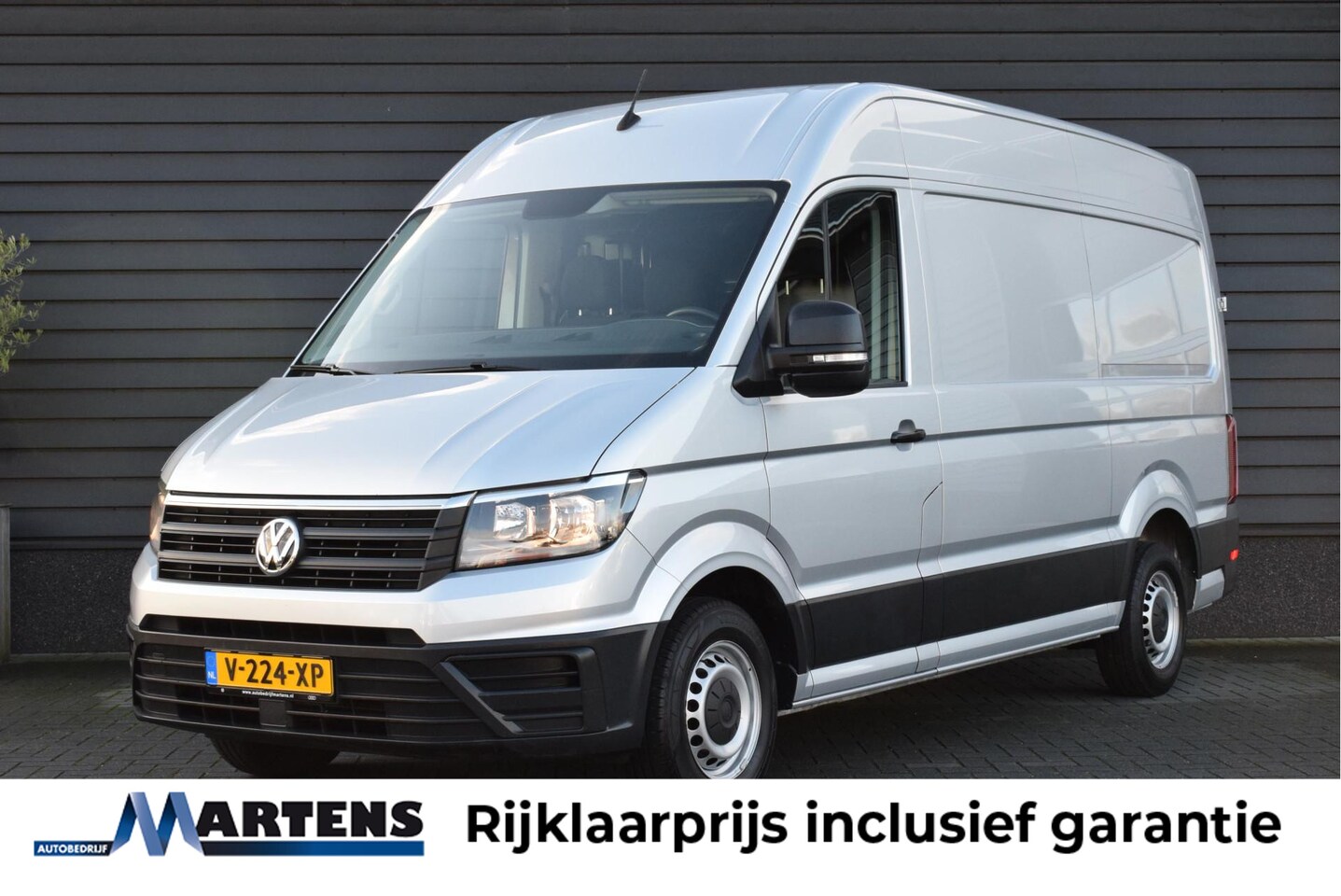 Volkswagen Crafter - 35 2.0 TDI 177pk H6 L3H3 Trekhaak Bluetooh - AutoWereld.nl