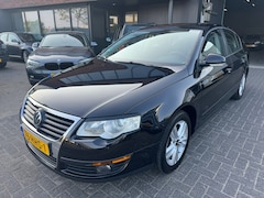 Volkswagen Passat - 1.4 TSI CARPLAY TREKHAAK ORIG NL GOED ONDERHOUDEN