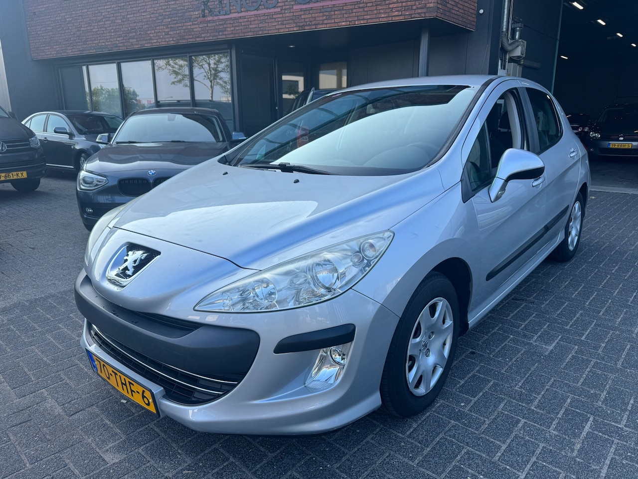 Peugeot 308 - 1.6 VTi XS CRUISE CONTROL CLIMA TREKHAAK BOEKJES - AutoWereld.nl