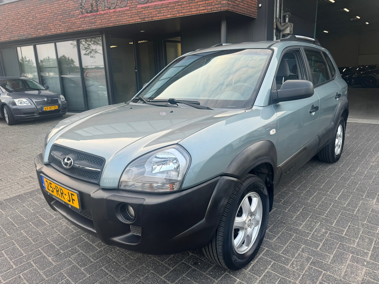 Hyundai Tucson - 2.0i Active AIRCO 2E EIGENAAR ZEER NETJES ORIG NL NAP - AutoWereld.nl
