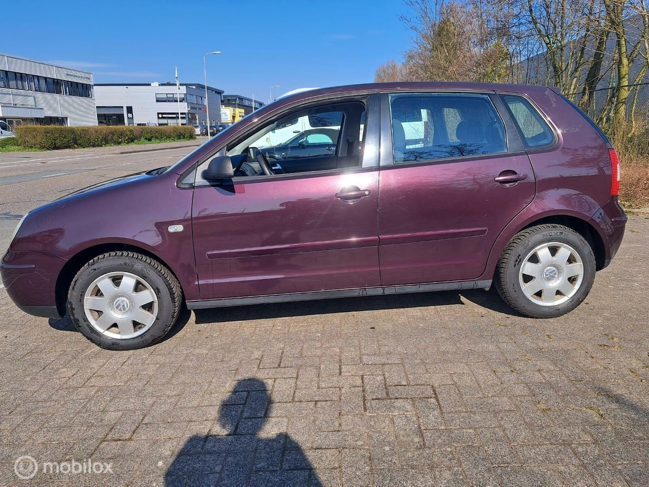 Volkswagen Polo - 1.4-16V Comfortline 1.4-16V Comfortline - AutoWereld.nl